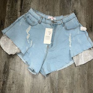 Sexy cute denim shorts